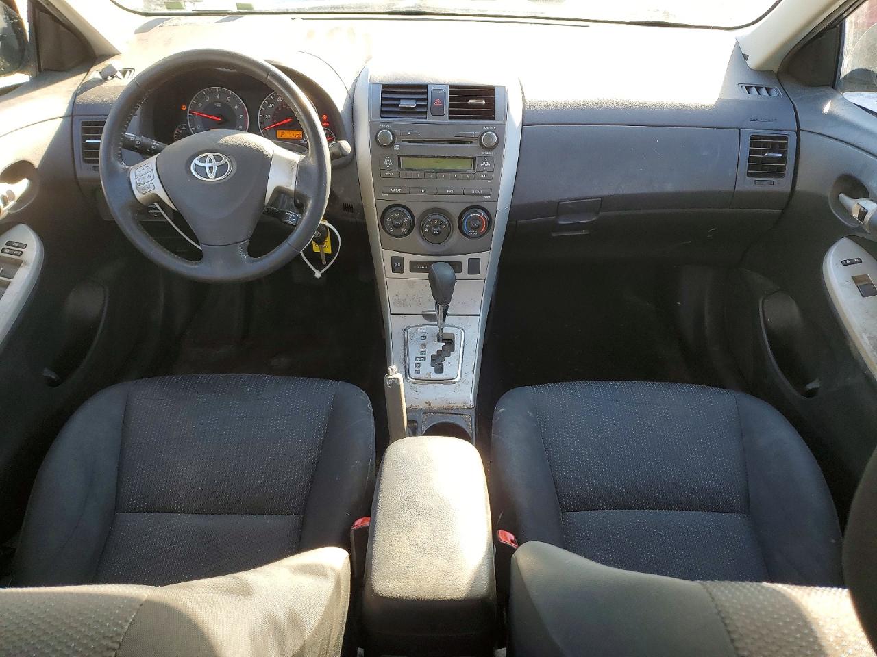 2010 TOYOTA COROLLA BASE photo 8