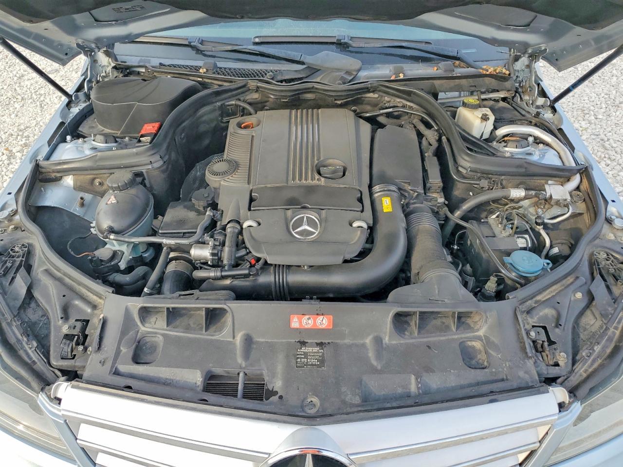 2013 MERCEDES-BENZ C 250 photo 11