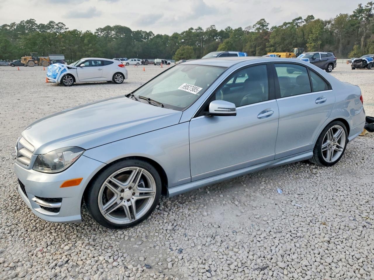 2013 MERCEDES-BENZ C