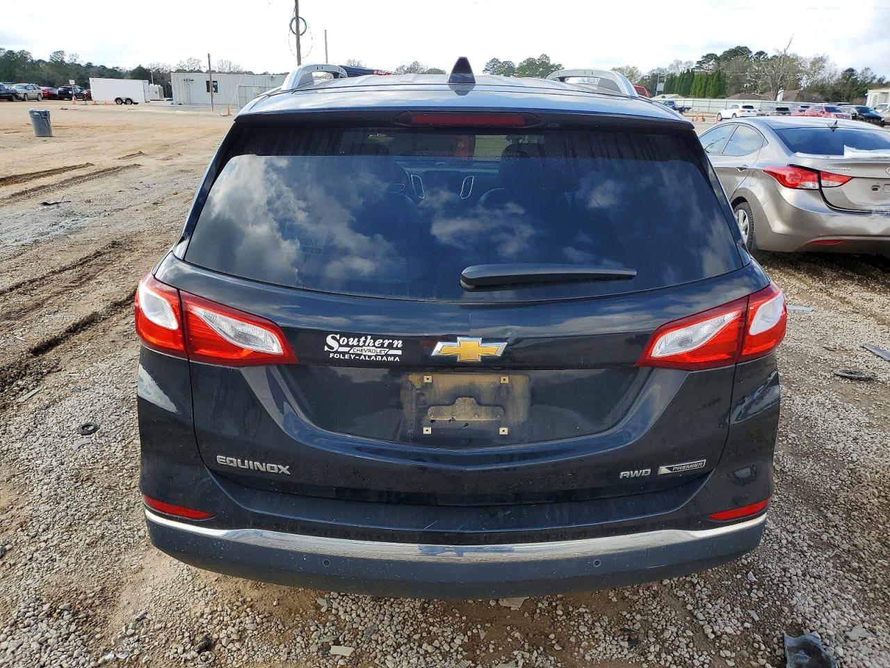 2018 CHEVROLET EQUINOX PREMIER photo 6