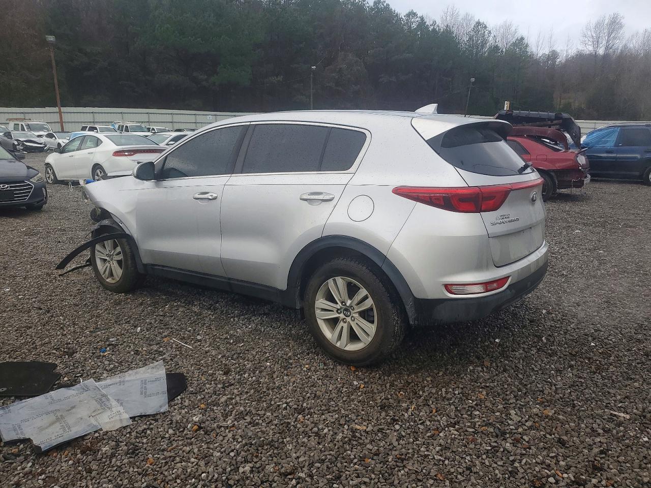 2019 KIA SPORTAGE LX photo 2