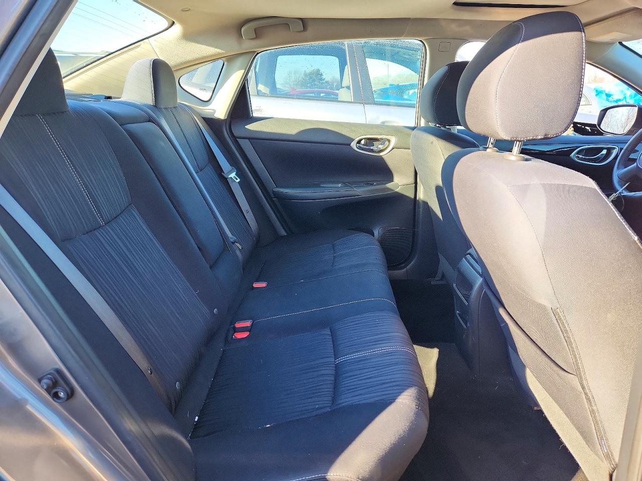 2016 NISSAN SENTRA S photo 10