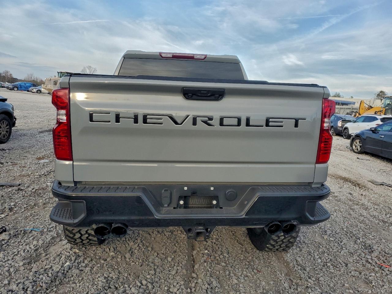 2024 CHEVROLET SILVERADO K1500 TRAIL BOSS CUSTOM photo 11