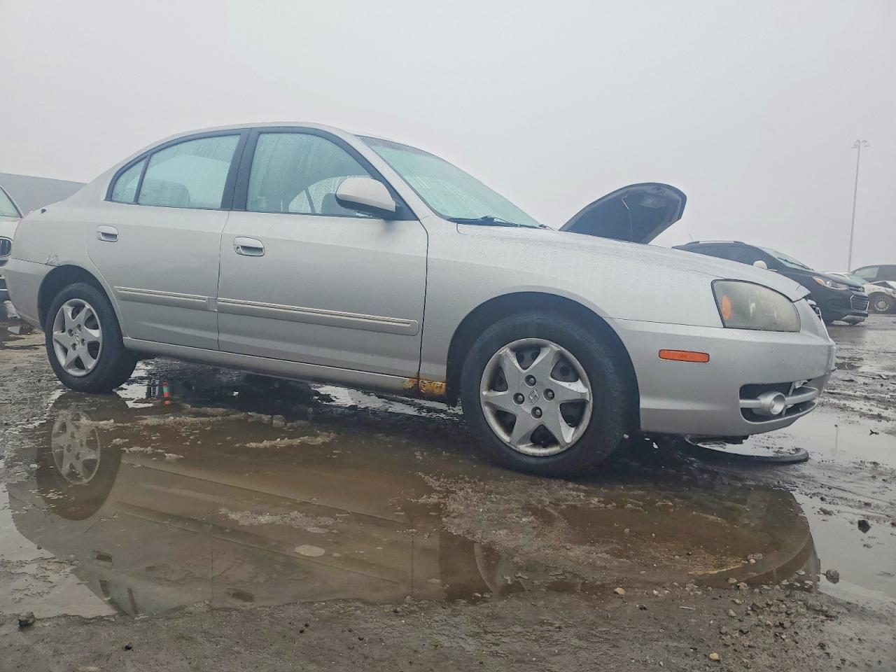 2004 HYUNDAI ELANTRA GLS photo 4