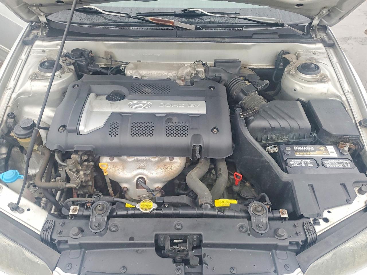 2004 HYUNDAI ELANTRA GLS photo 11