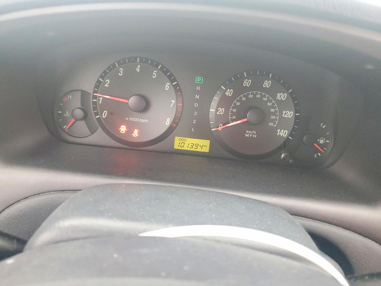2004 HYUNDAI ELANTRA GLS photo 9