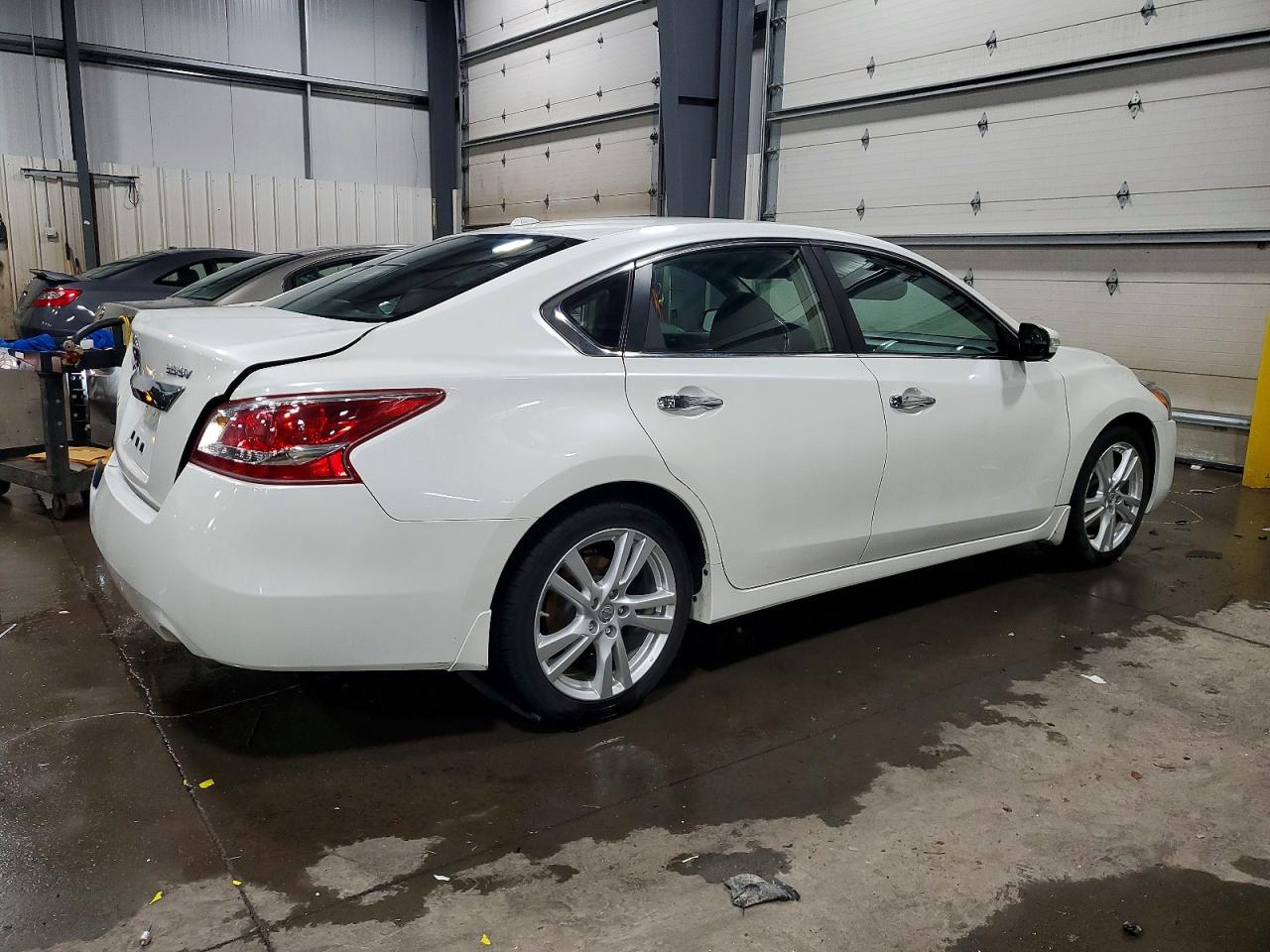 2013 NISSAN ALTIMA 3.5S photo 3