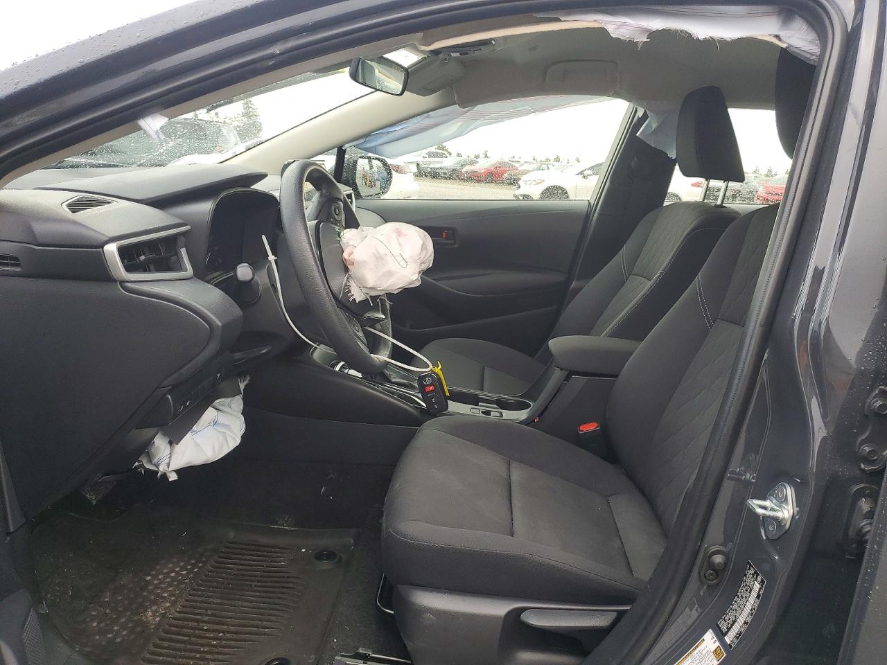 2023 TOYOTA COROLLA LE photo 13