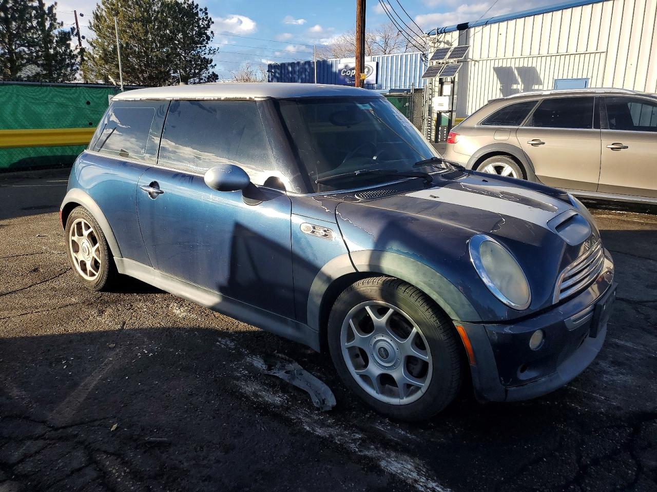 2006 MINI COOPER S photo 4