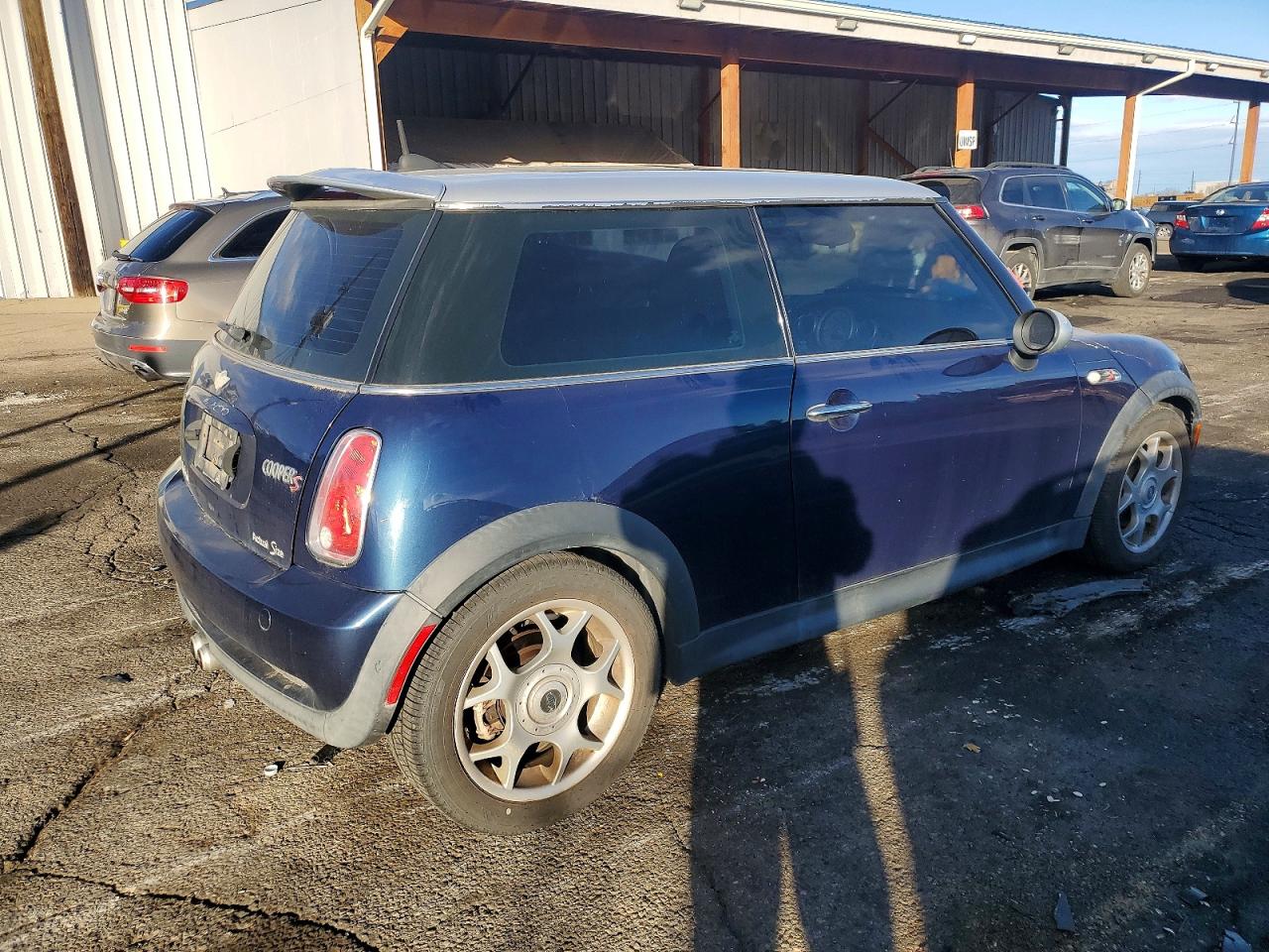 2006 MINI COOPER S photo 3