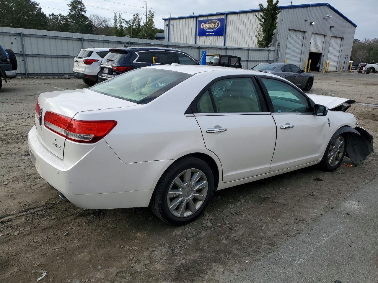2012 LINCOLN MKZ photo 3