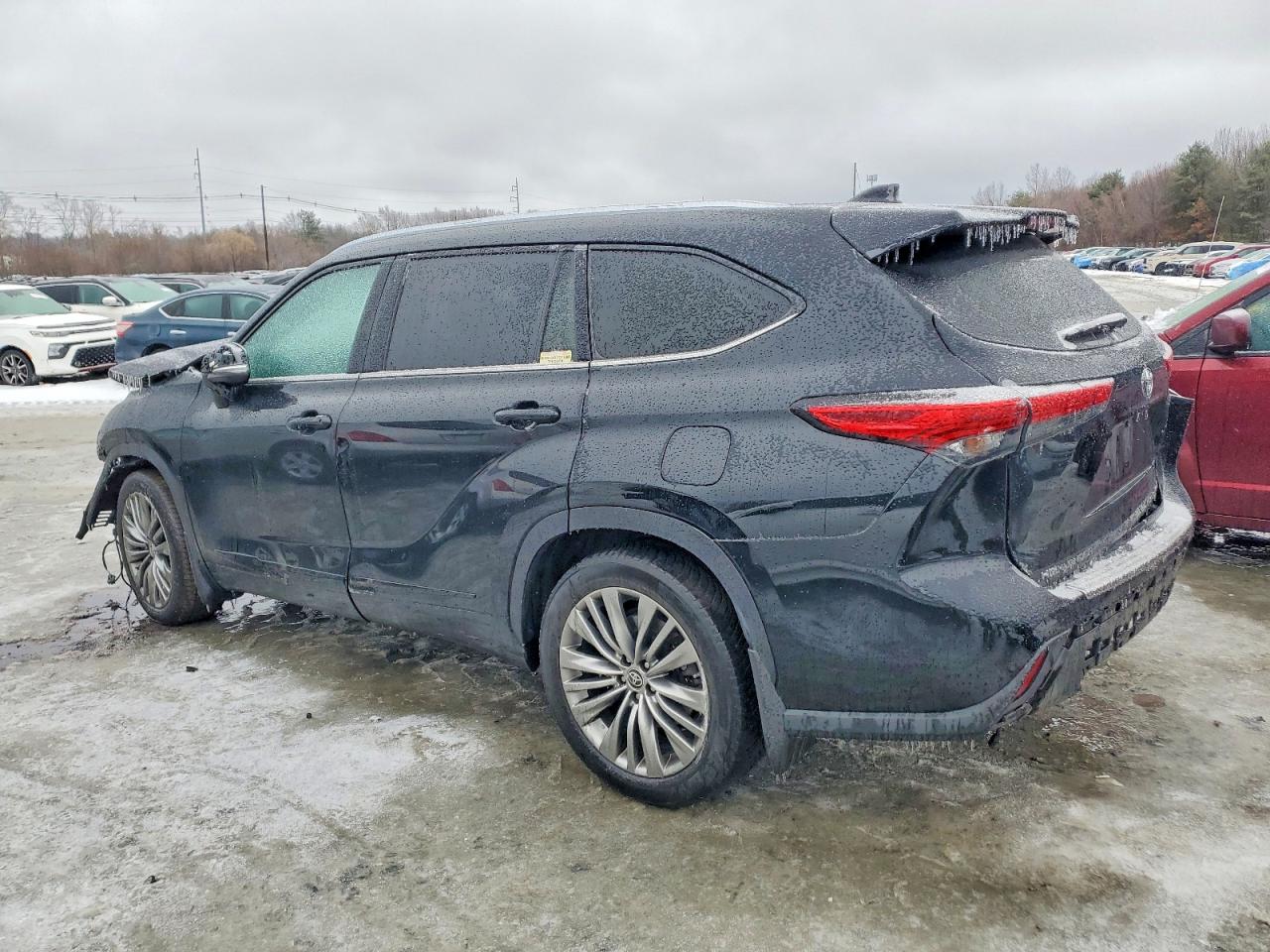 2021 TOYOTA HIGHLANDER PLATINUM photo 3