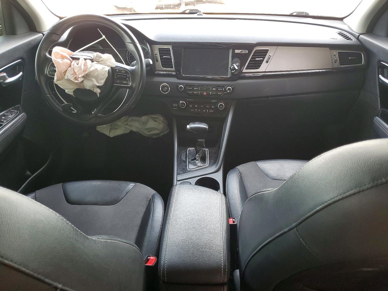 2018 KIA NIRO EX photo 8