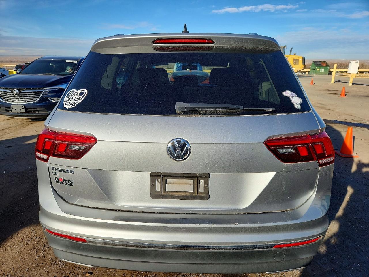 2020 VOLKSWAGEN TIGUAN SE photo 11