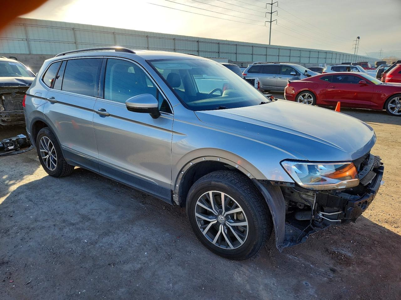 2020 VOLKSWAGEN TIGUAN SE photo 7
