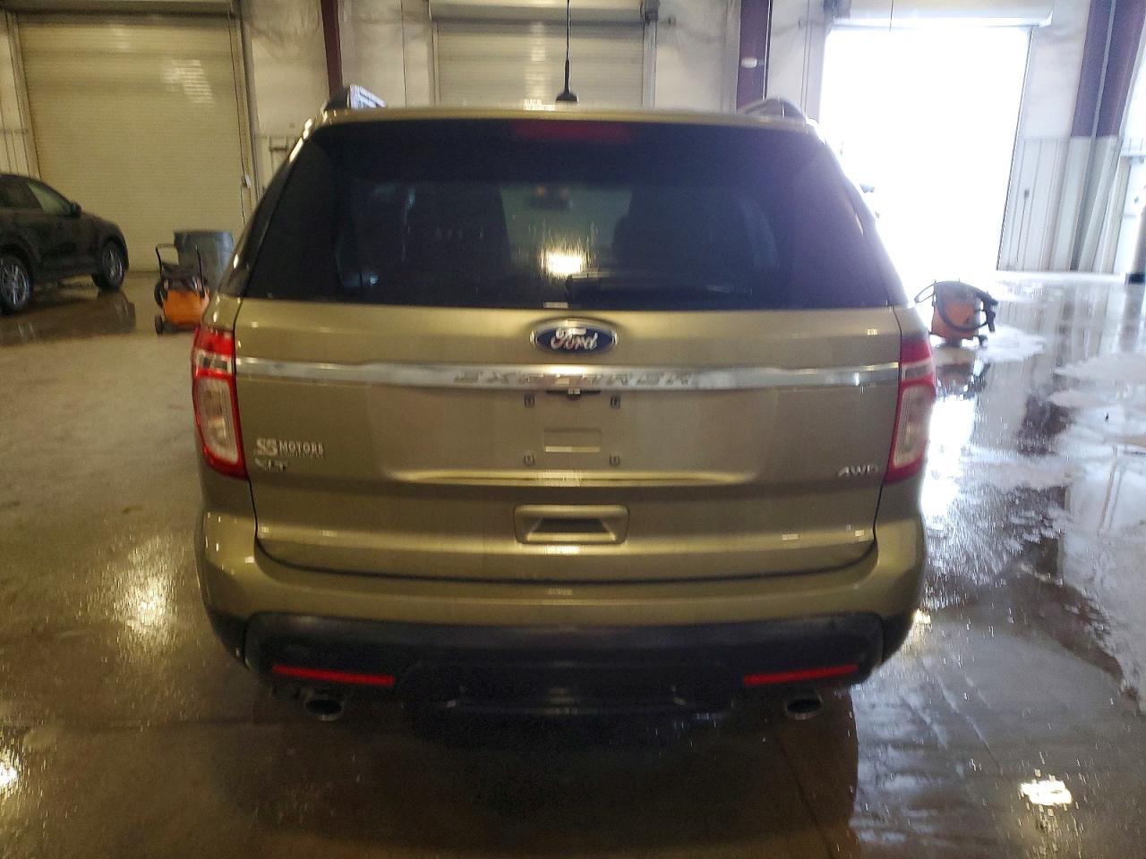 2013 FORD EXPLORER XLT photo 6