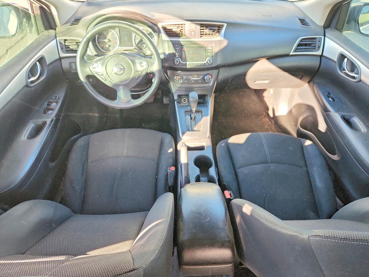 2018 NISSAN SENTRA S photo 8