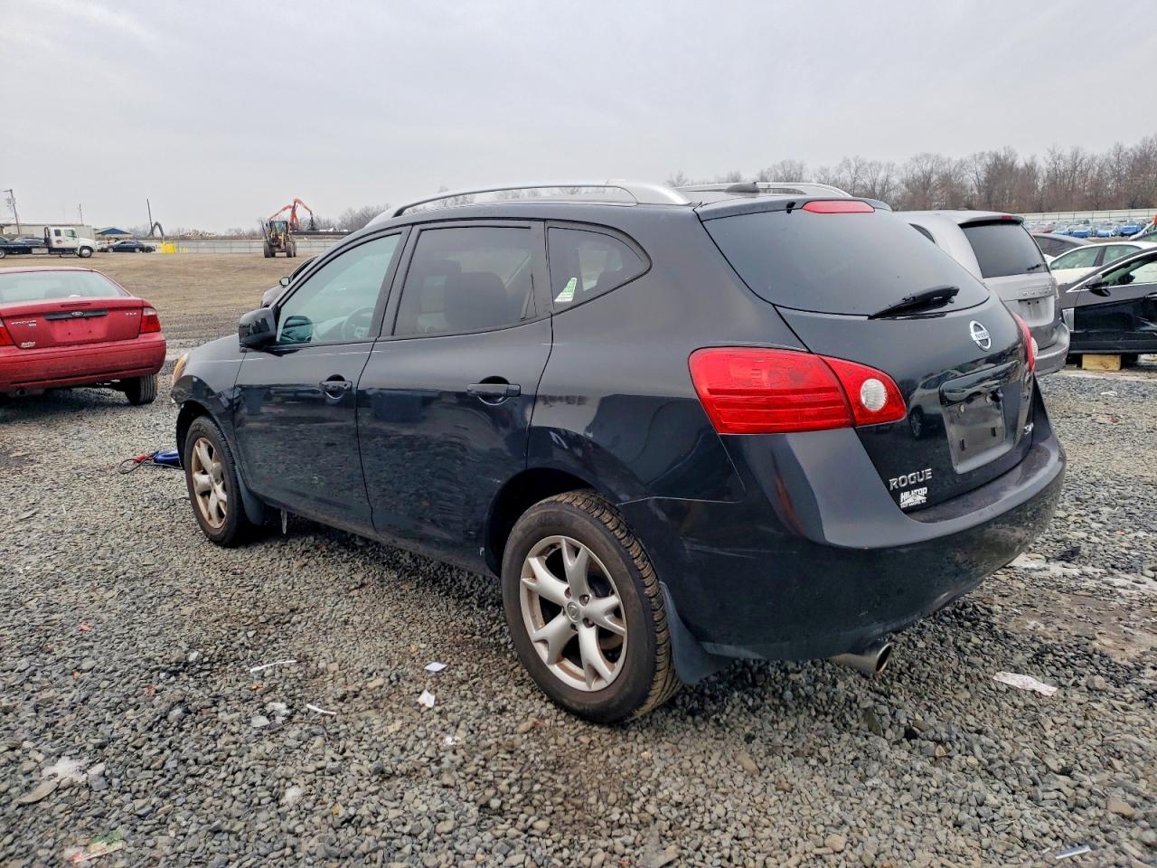 2009 NISSAN ROGUE S photo 2