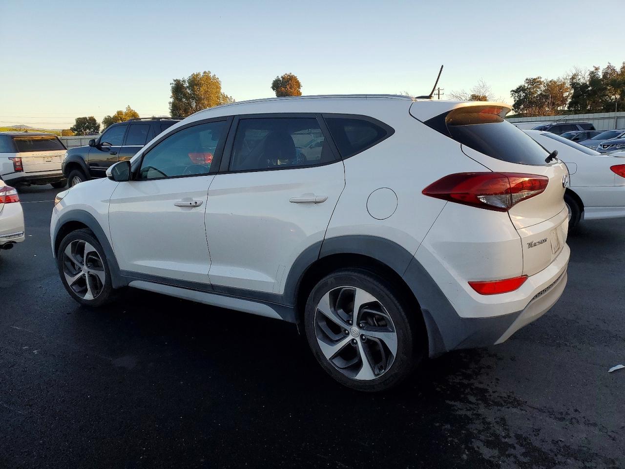 2017 HYUNDAI TUCSON LIMITED photo 2
