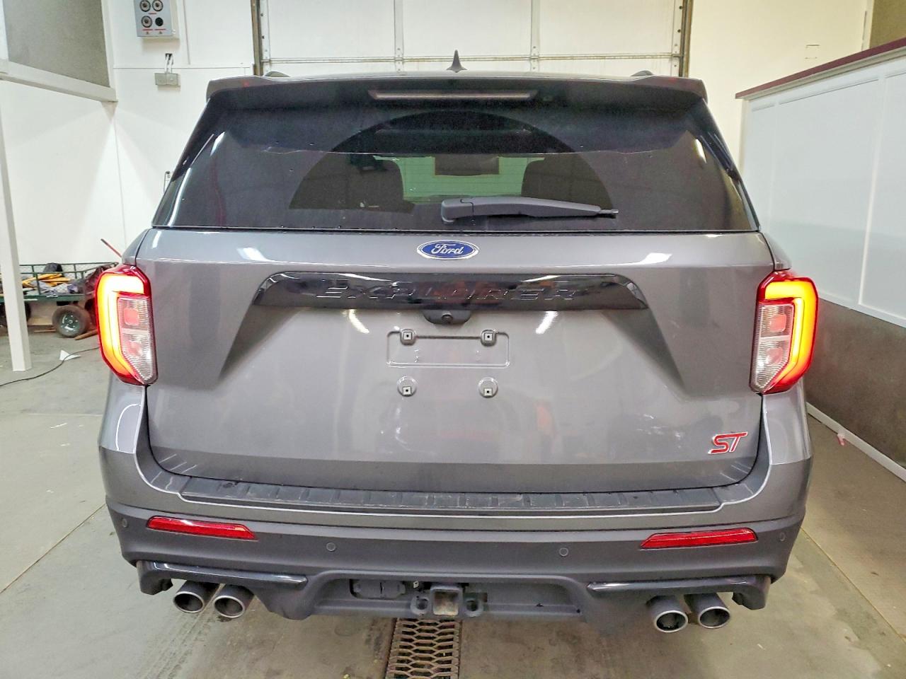 2023 FORD EXPLORER ST photo 11