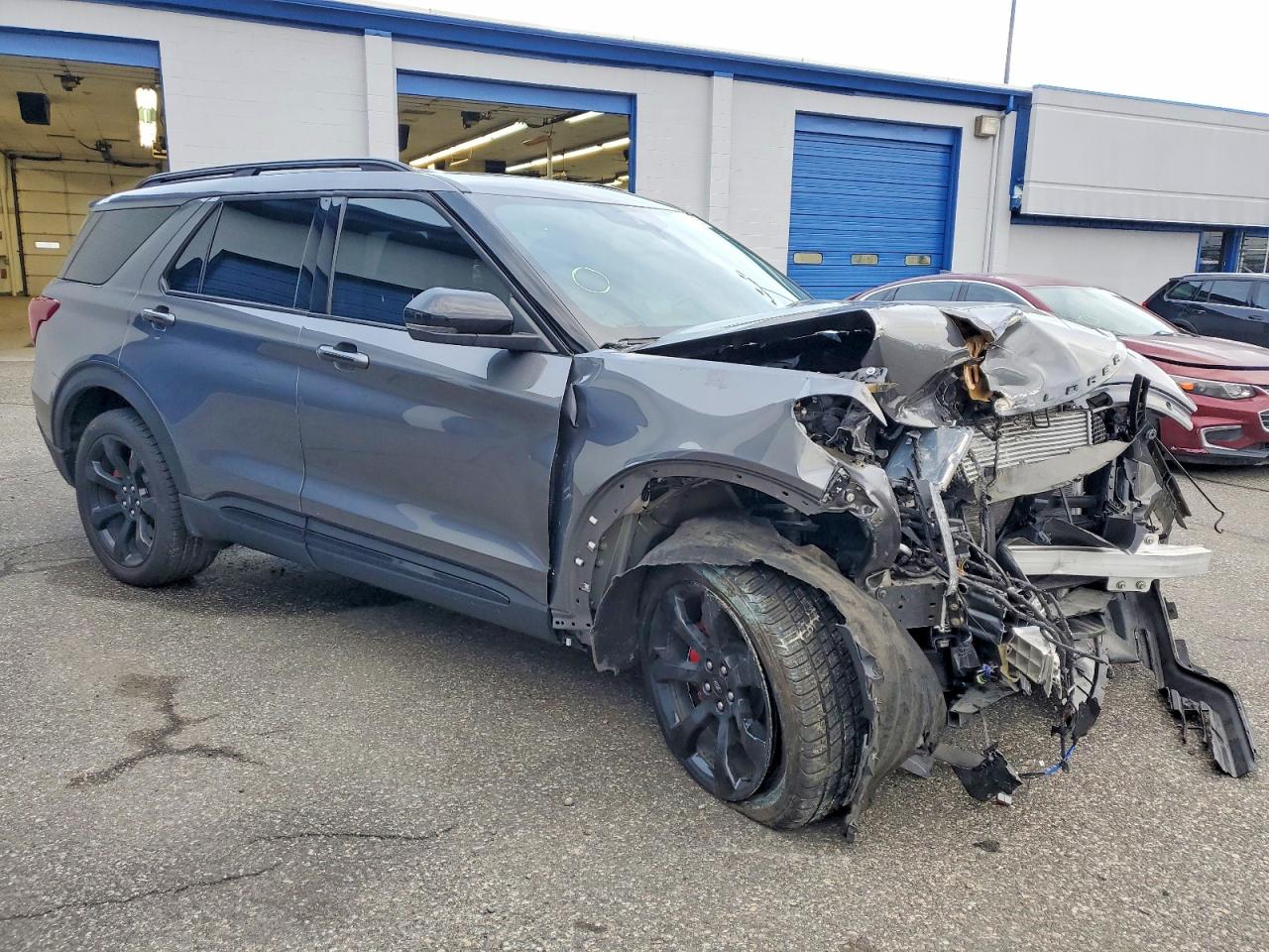 2023 FORD EXPLORER ST photo 7
