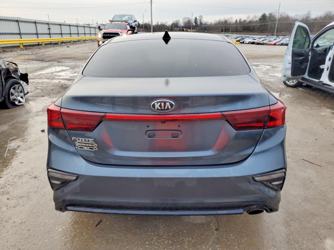 2020 KIA FORTE FE photo 6