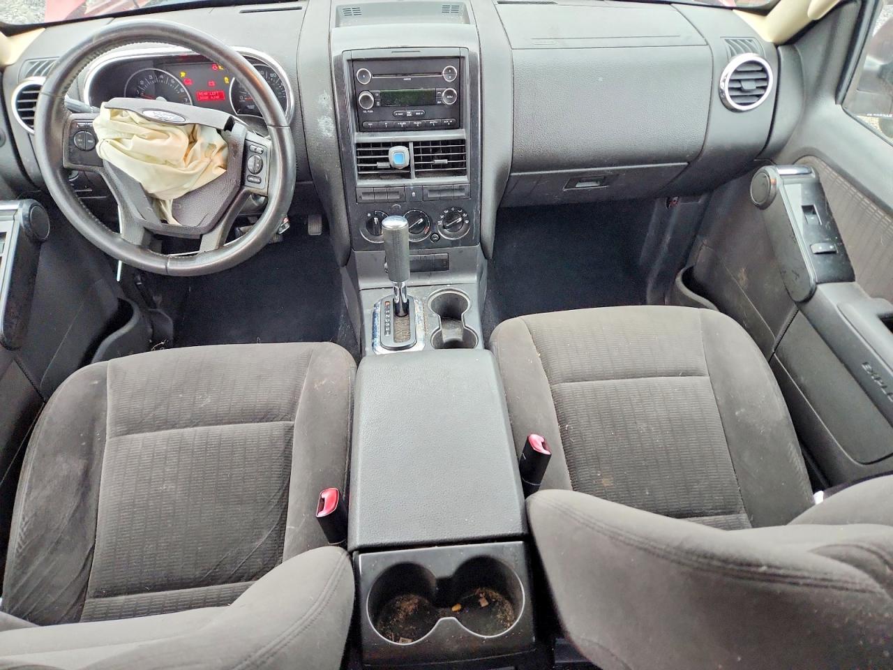 2010 FORD EXPLORER XLT photo 15
