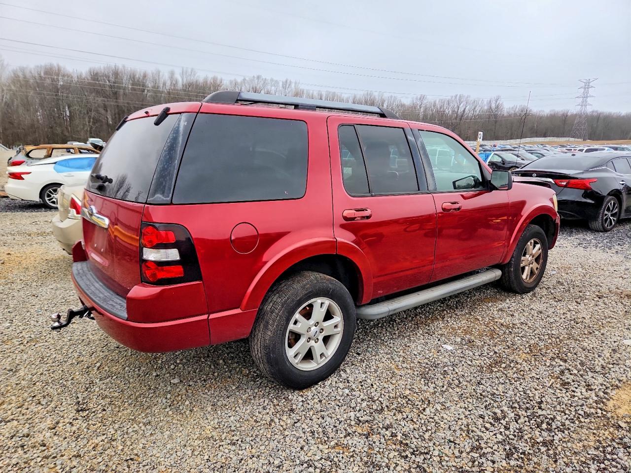 2010 FORD EXPLORER XLT photo 5