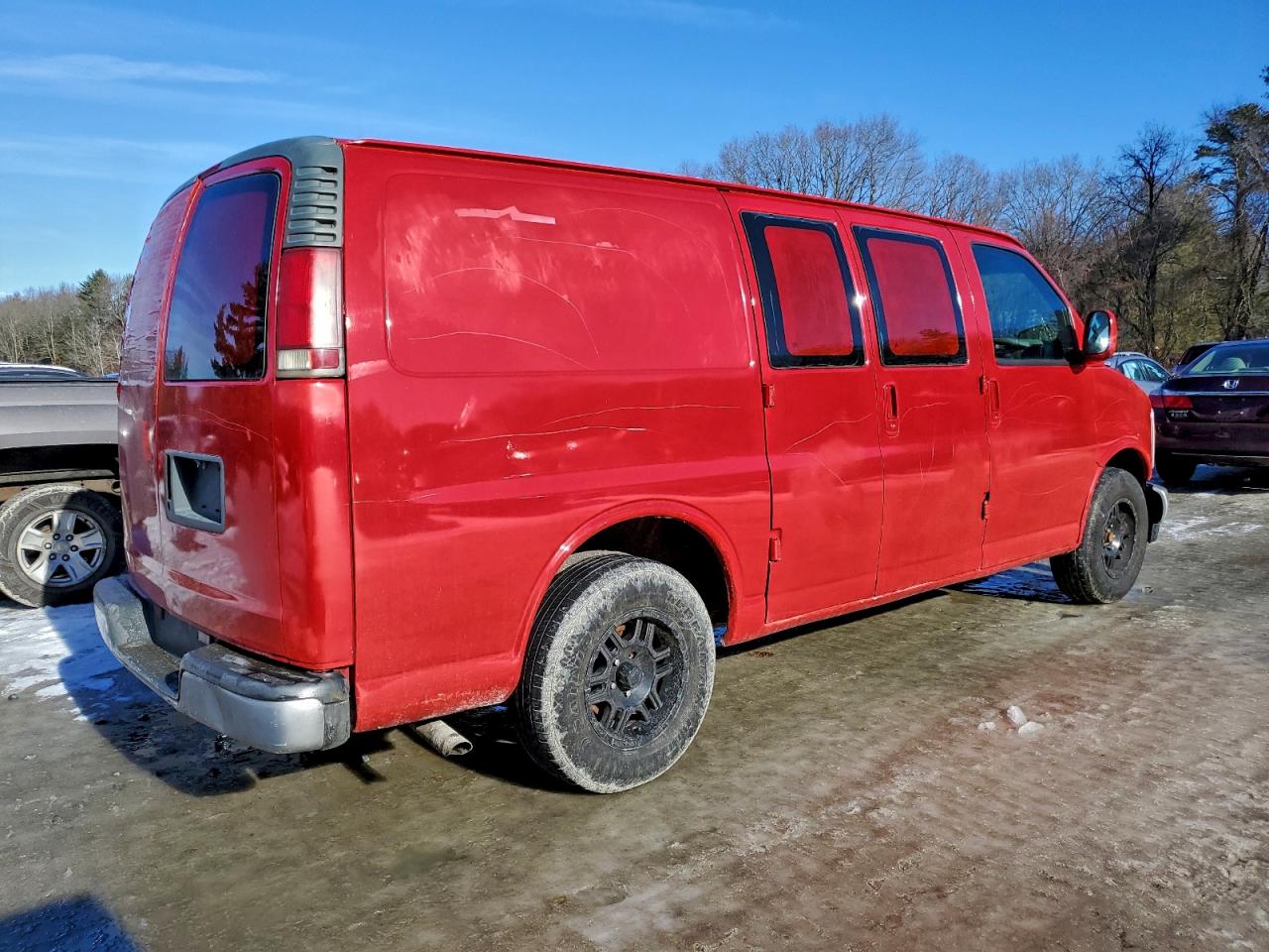 2001 GMC SAVANA G1500 photo 3