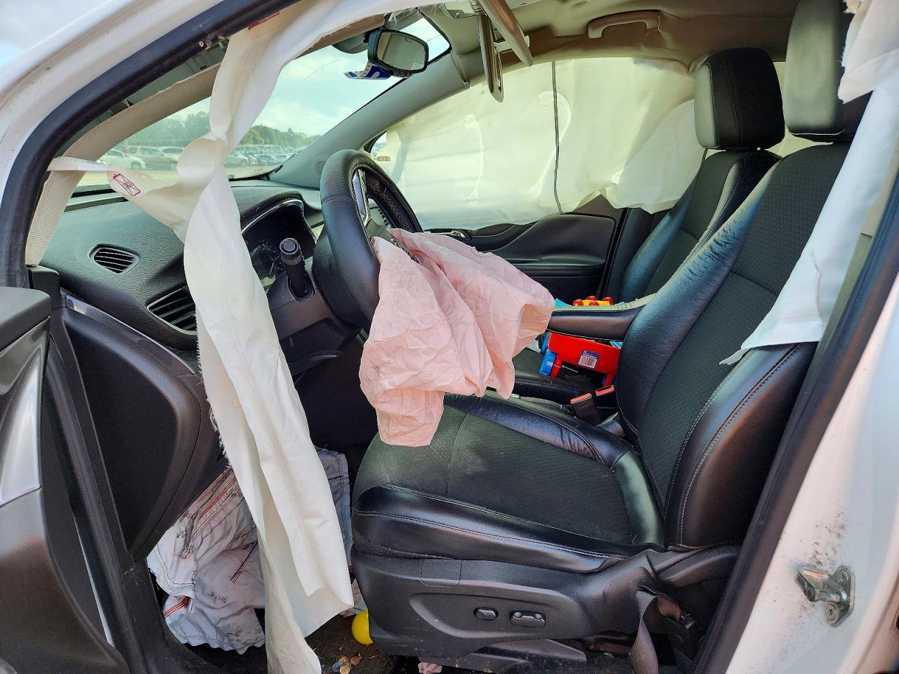 2017 BUICK ENCORE PREFERRED photo 19