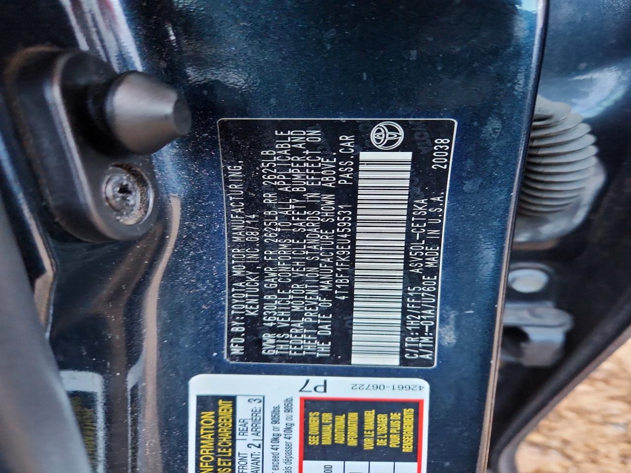 2014 TOYOTA CAMRY L photo 37