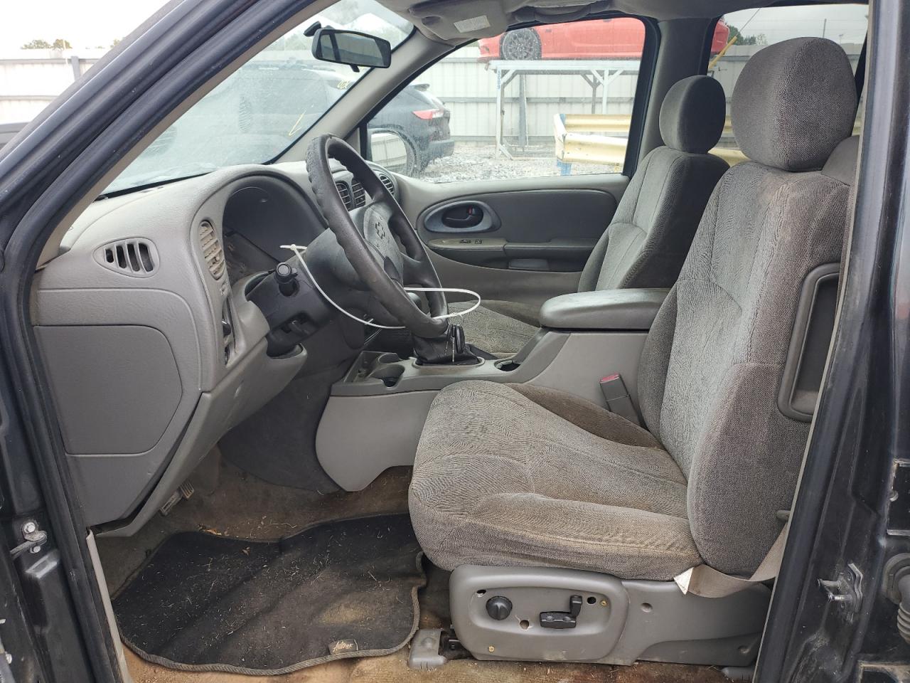 2004 CHEVROLET TRAILBLAZER LS photo 7