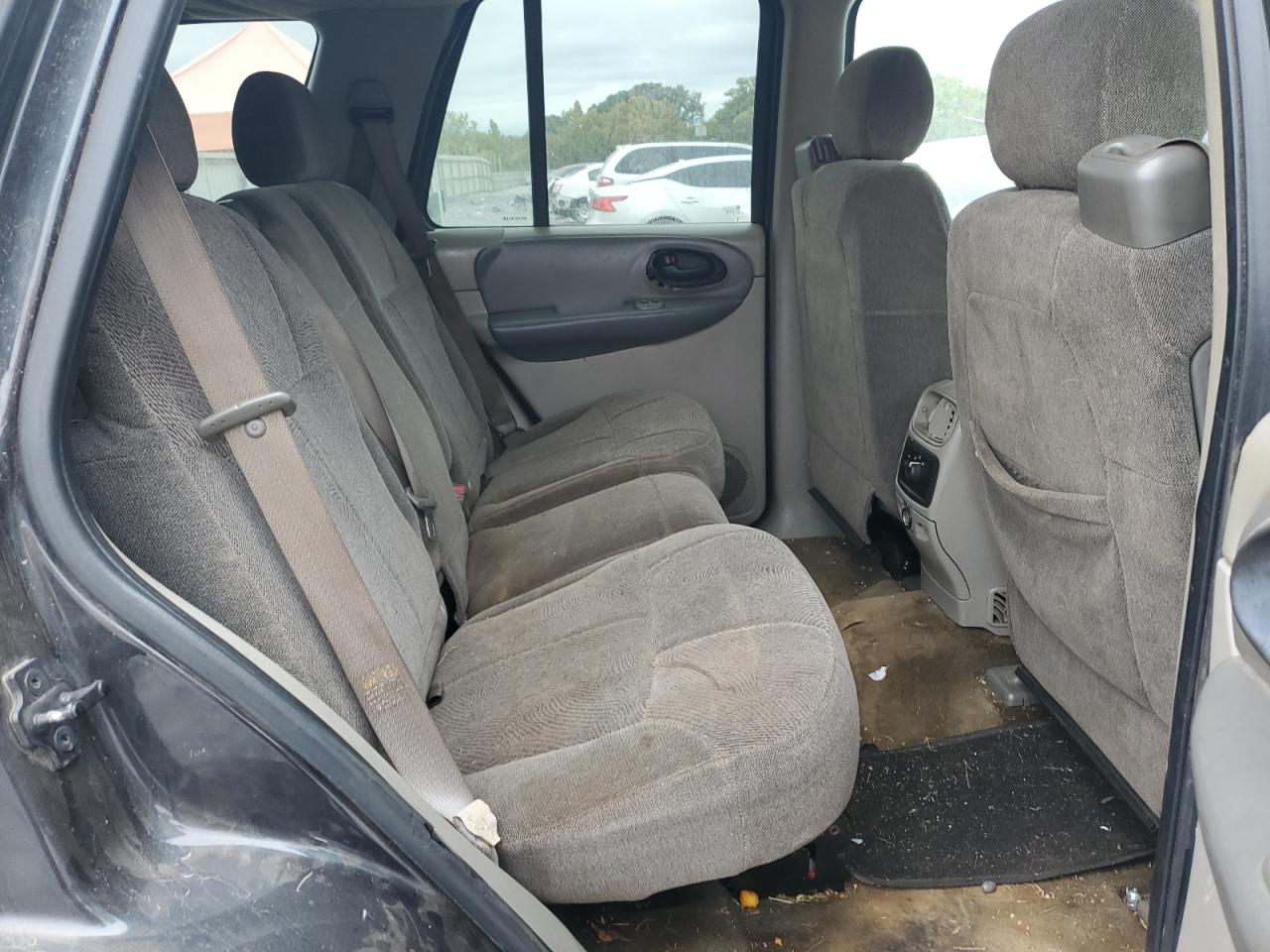 2004 CHEVROLET TRAILBLAZER LS photo 11