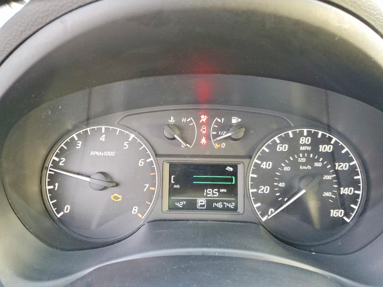 2016 NISSAN SENTRA S photo 9