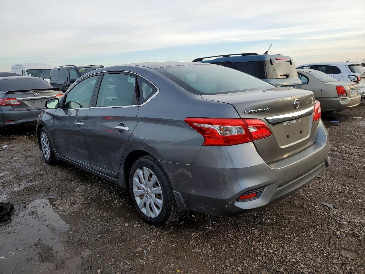 2016 NISSAN SENTRA S photo 2
