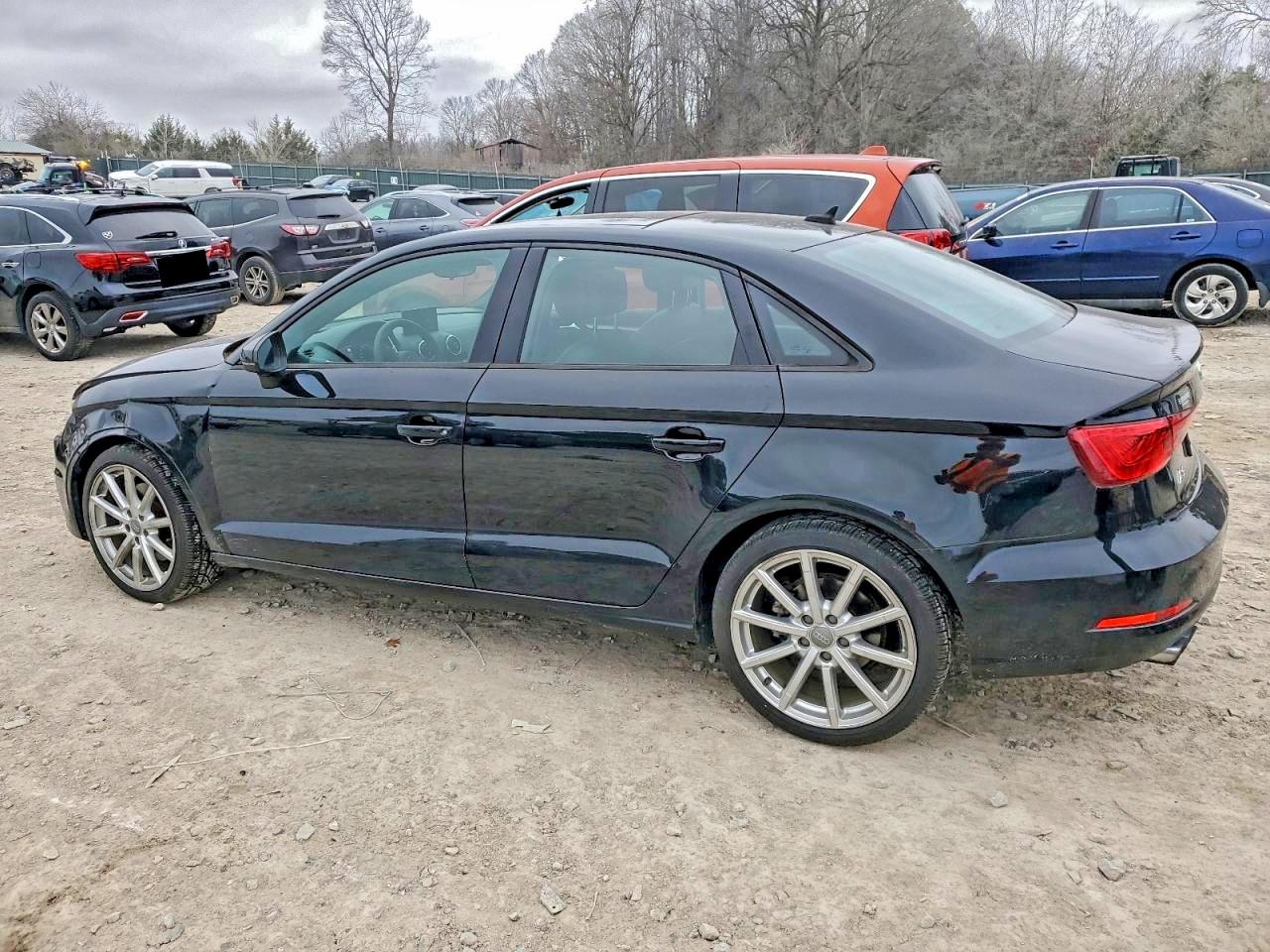 2015 AUDI A3 PREMIUM photo 2