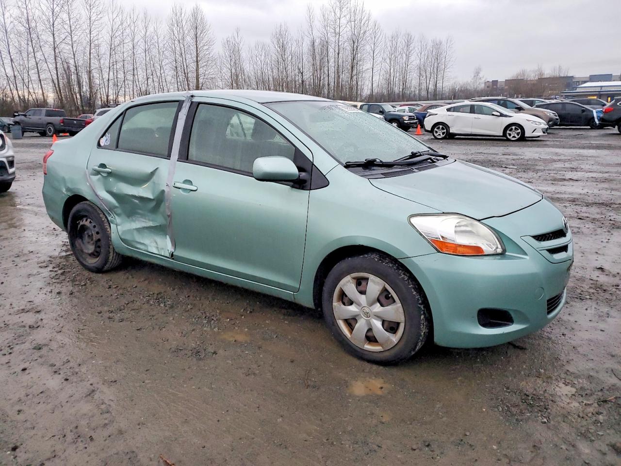 2008 TOYOTA YARIS photo 4