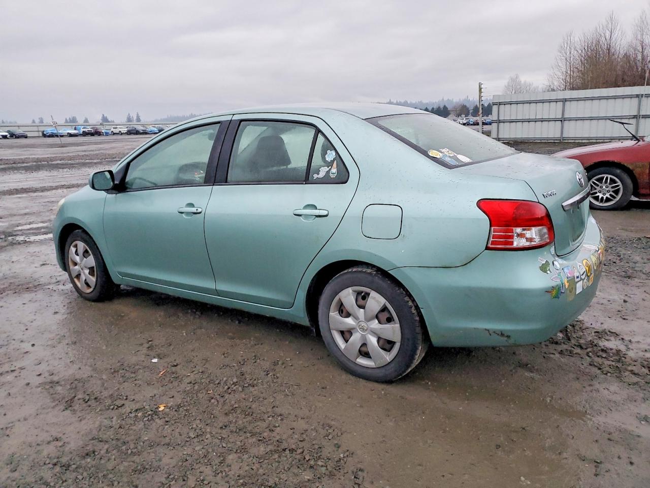 2008 TOYOTA YARIS photo 2