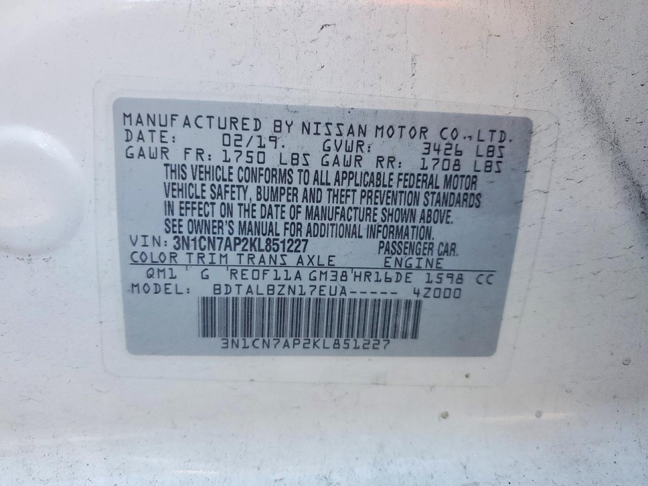 2019 NISSAN VERSA S photo 12