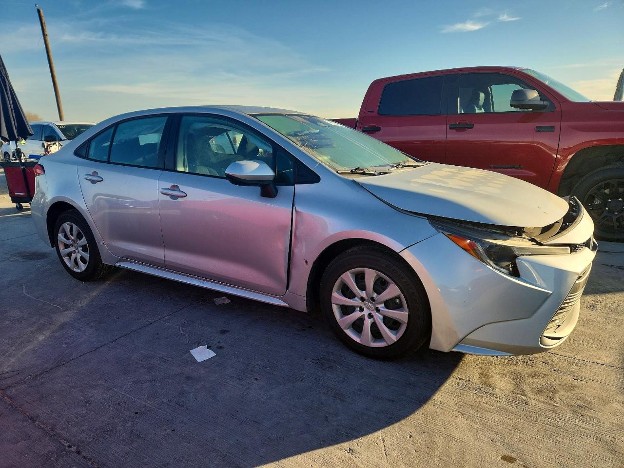 2023 TOYOTA COROLLA LE photo 4