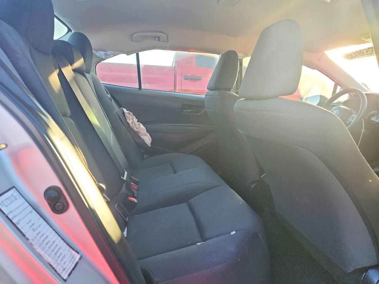 2023 TOYOTA COROLLA LE photo 10