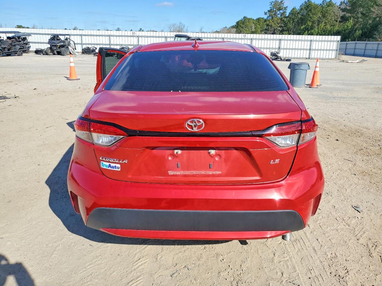 2021 TOYOTA COROLLA LE photo 6