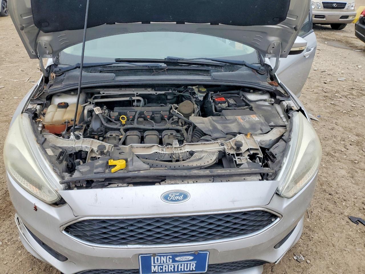 2015 FORD FOCUS SE photo 11
