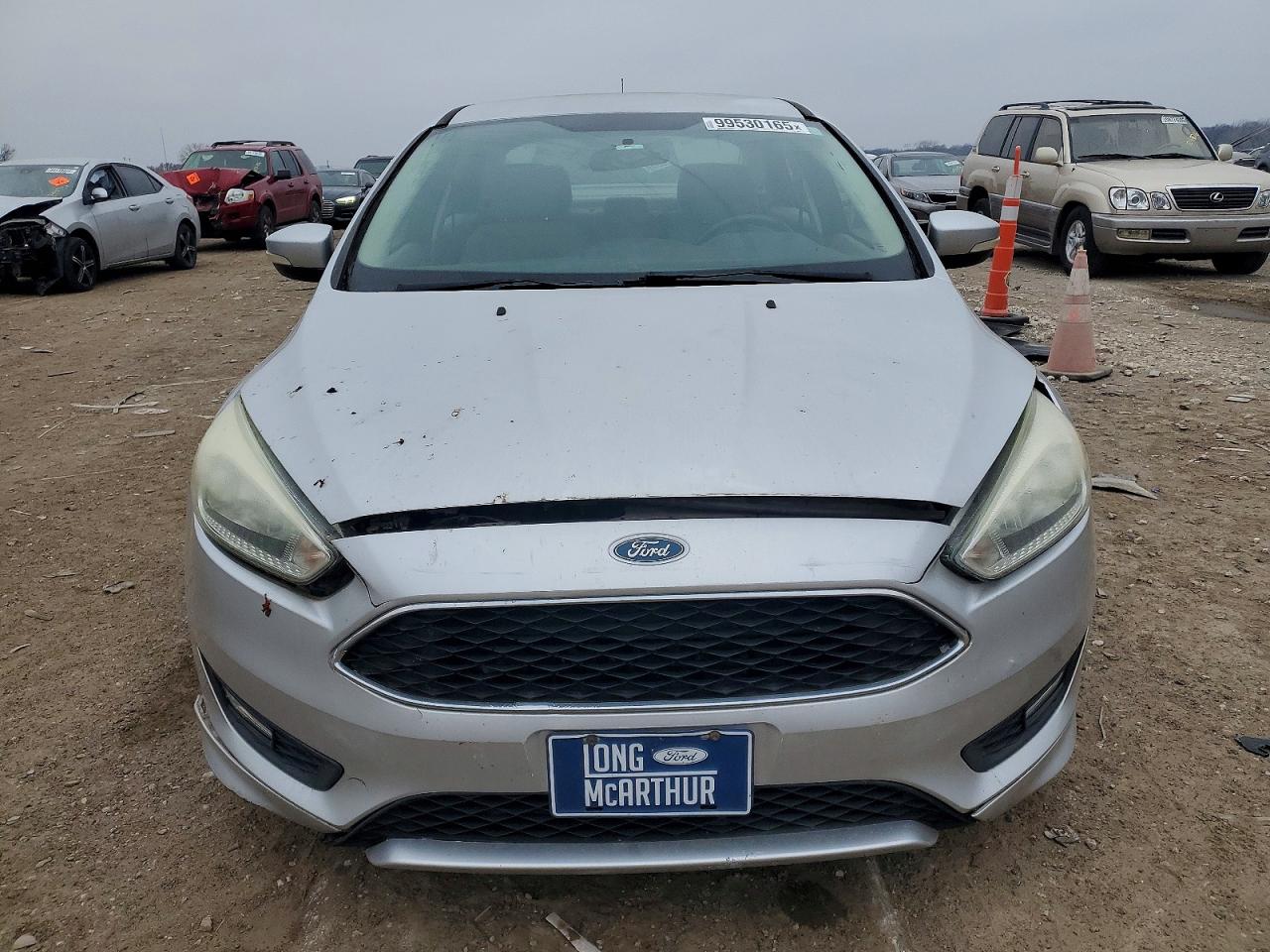 2015 FORD FOCUS SE photo 5