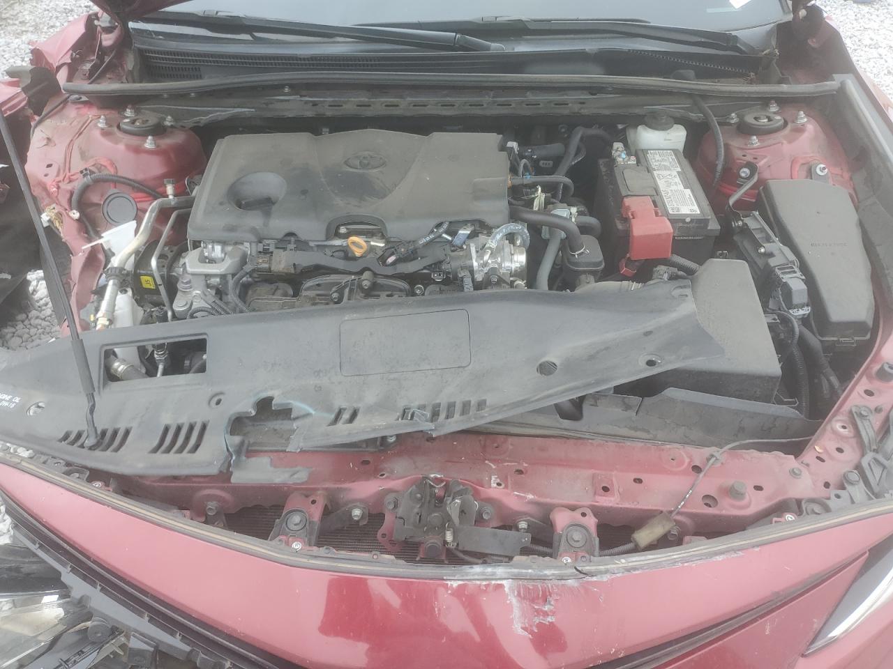 2022 TOYOTA CAMRY LE photo 11
