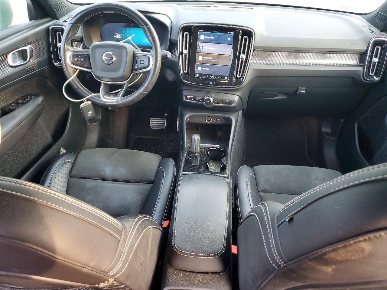 2021 VOLVO XC40 RECHARGE photo 8