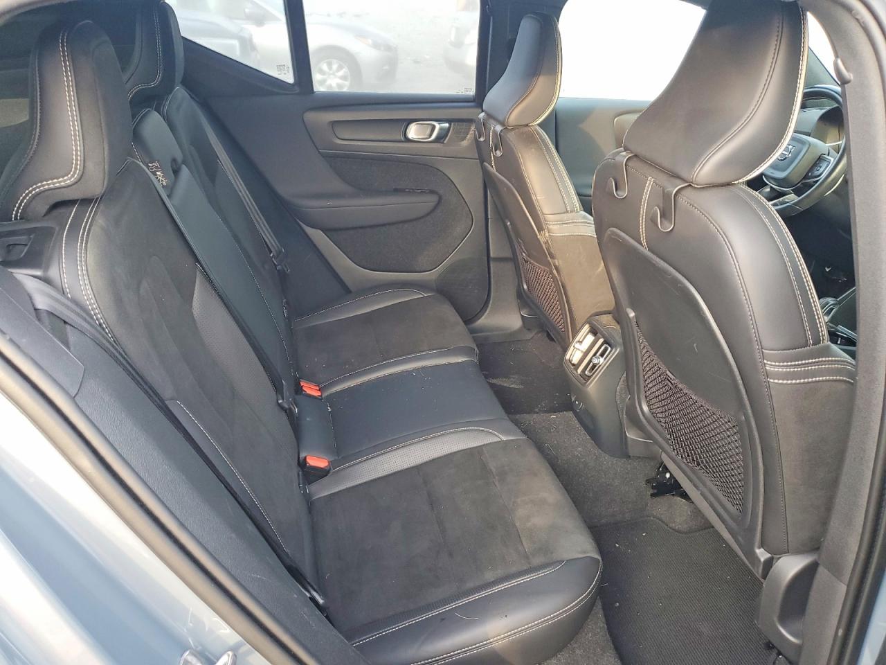 2021 VOLVO XC40 RECHARGE photo 10