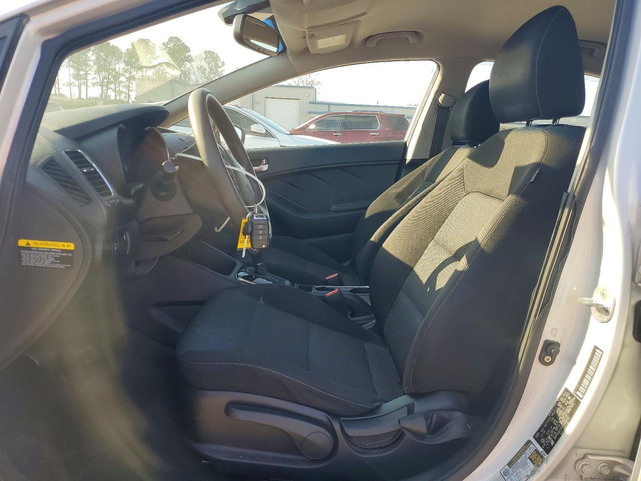 2017 KIA FORTE LX photo 7