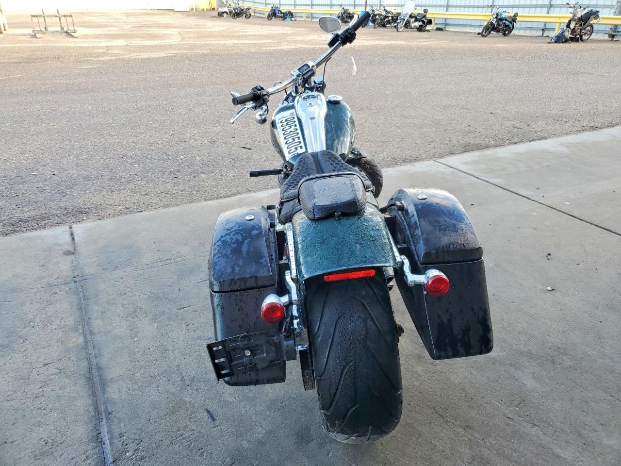 2024 HARLEY-DAVIDSON FXBR photo 4