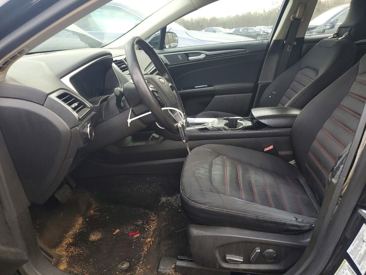 2014 FORD FUSION SE photo 7